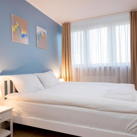 Ochota Homely Apartment Varşovia Exterior foto