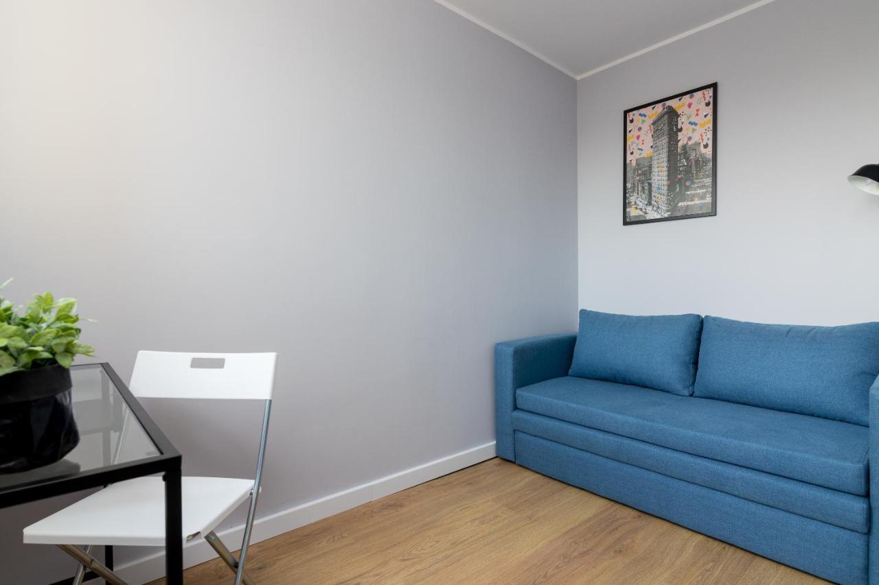 Ochota Homely Apartment Varşovia Exterior foto