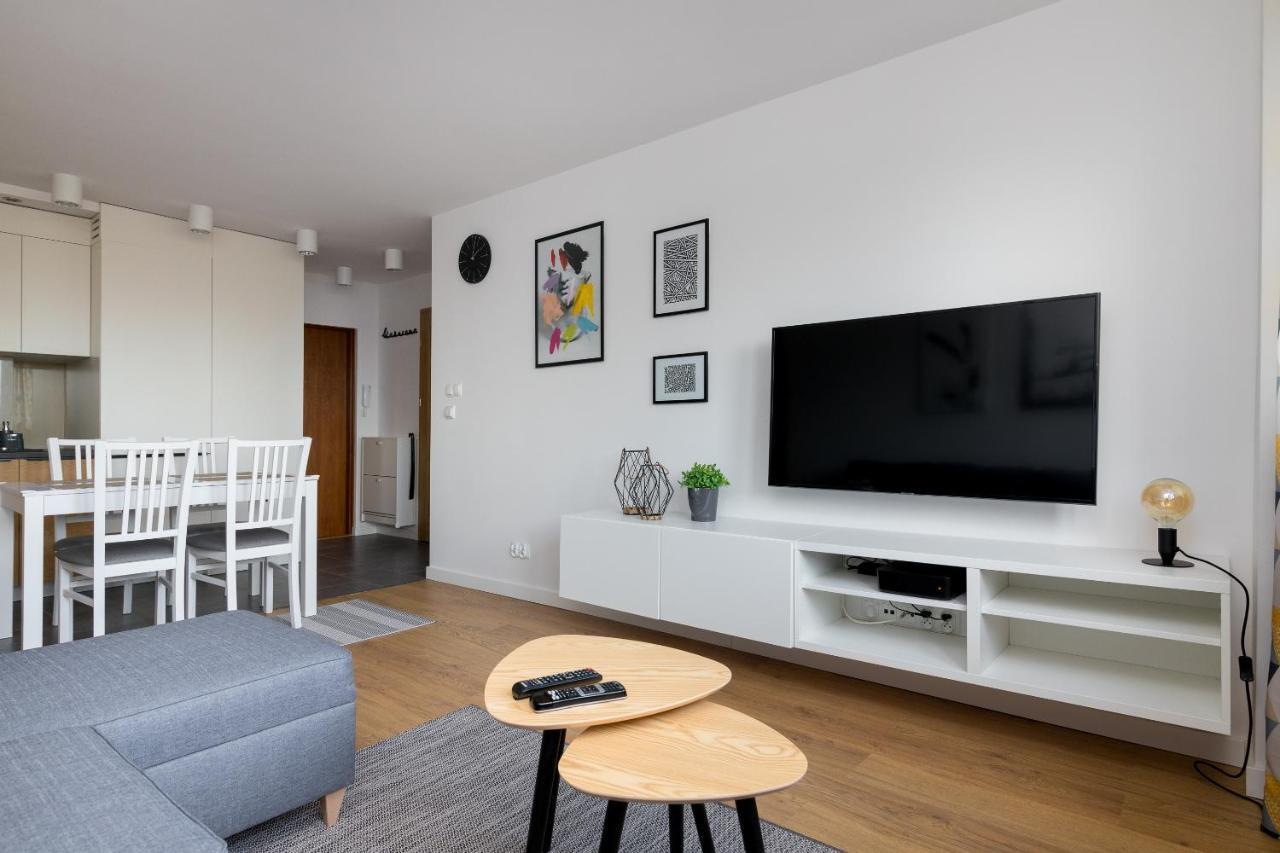 Ochota Homely Apartment Varşovia Exterior foto